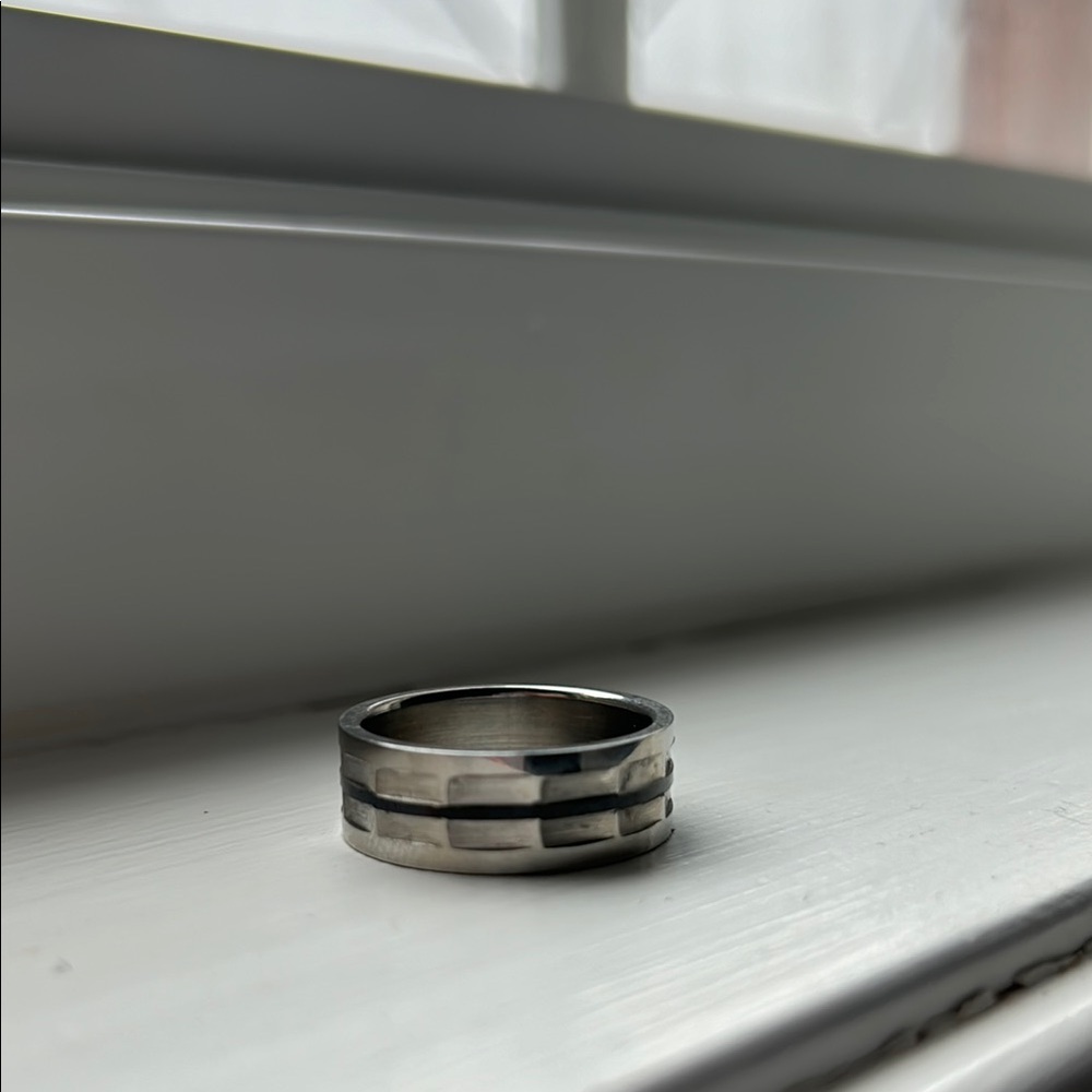 $5 DONATING FRIDAY - Men's Silver Ring stainless steel beveled new